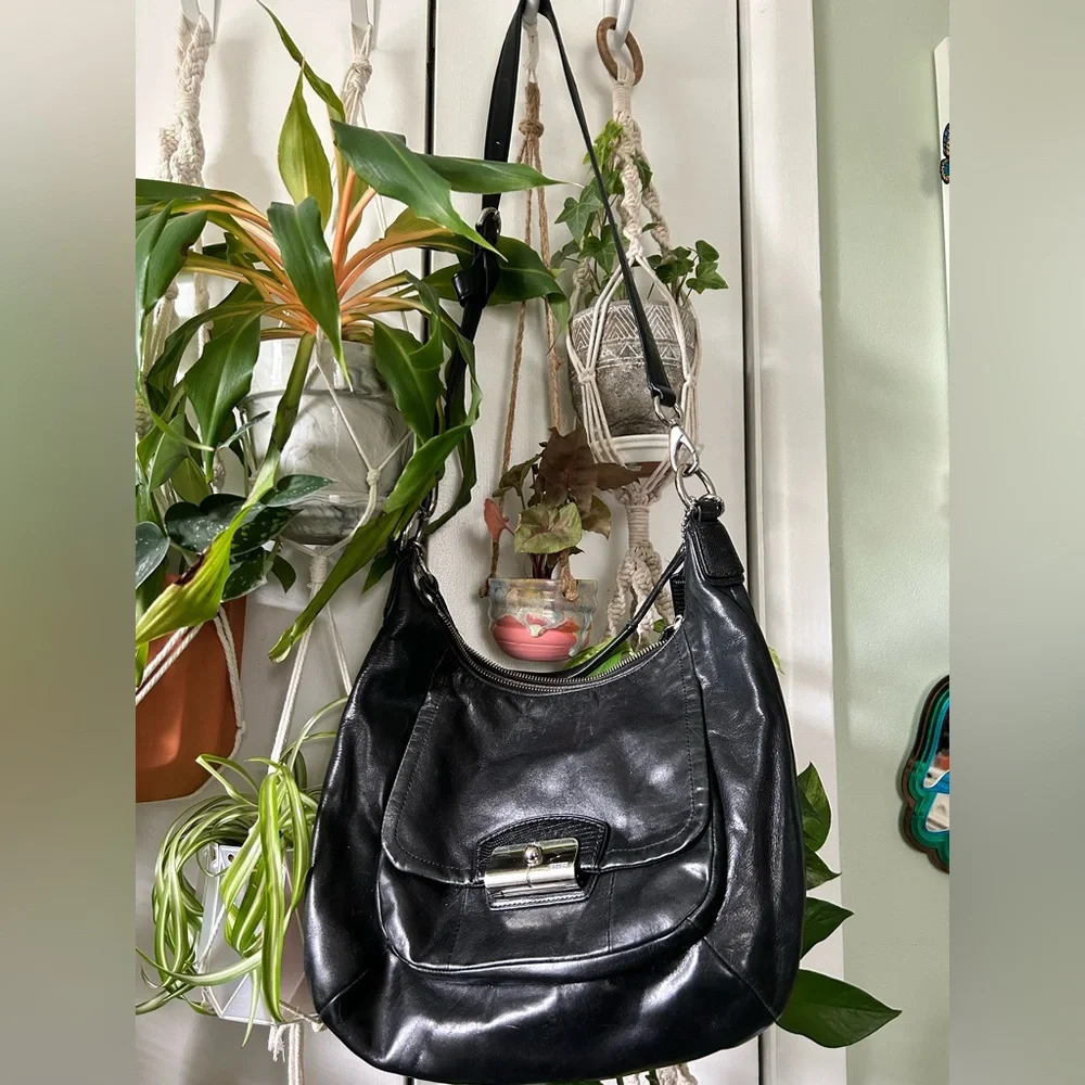 Coach bag with grey lining - Picture 1 of 8